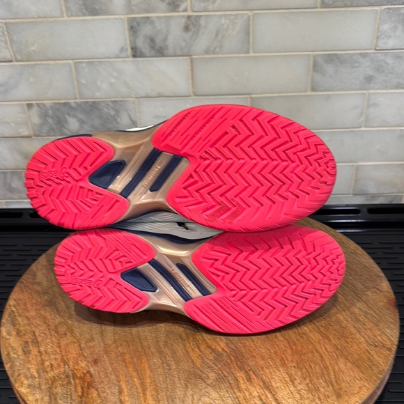 Asics Women's Solution Speed FlyteFoam 2 Sneakers - Picture 6 of 7